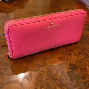 Kate spade zip Roulette Continental wallet clutch